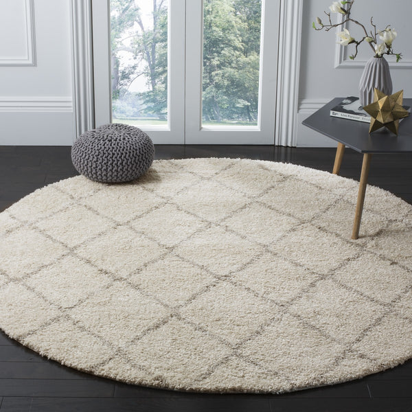 Safavieh Arizona Shag 742 Power Loomed 60% Polypropylene, 35% Jute, 5% Polyester Rug Ivory / Beige ASG742A-26
