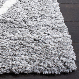 Safavieh August500 Power Loomed Shag Rug Light Grey / Ivory AUG531F-4