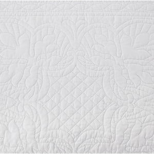 English Elm 6 Piece Reversible Scalloped Edge Daybed Cover Set with Antimicrobial Protection, Quilted Cottage Charm White 17.72 L x 15.35 W x 6.3 H B03597508