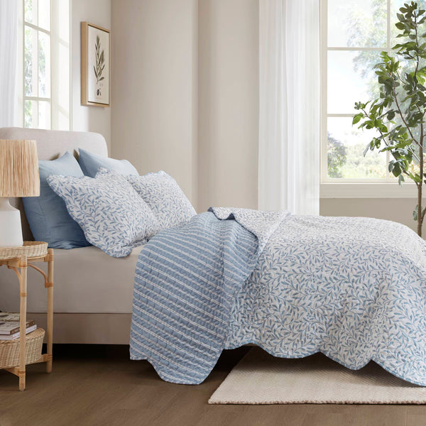English Elm 5-piece Cotton Dobby Botanical Duvet Set with Embroidered Coastal Throw Pillows B035P463290