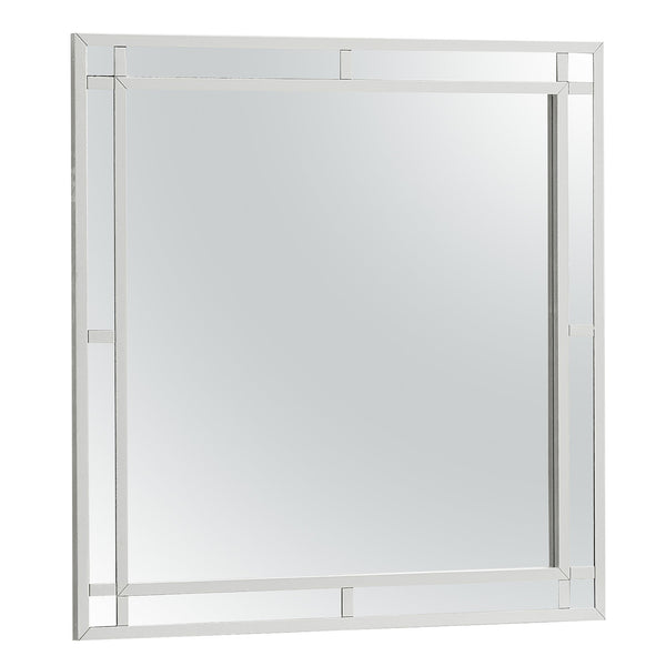English Elm Madison Silver Champagne 38" x 38" Decorative Wall Mirror – Low-Distortion Glass, Modern Elegance B078108368