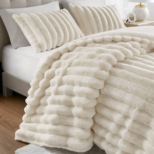 English Elm 3-Piece Luxurious Ultrasoft Faux Fur Ribbed Comforter Set For Full/Queen Bed - Elegant Ivory Design B035P408269