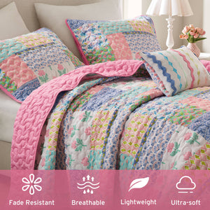 English Elm 4-Piece Full/Queen Quilt Set Pink Floral Coverlet with 2 Shams & Throw Pillow, Soft Microfiber Comfort B035P408452