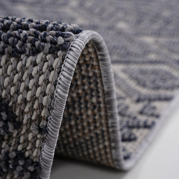 English Elm Guros Collection 4X6 White & Gray Rug – Stylish, Durable Indoor/Outdoor Area Rug For High-Traffic Spaces B189P183595