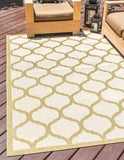 Unique Loom Outdoor Trellis Moroccan Machine Made Geometric Rug Beige and Olive, Beige/Green 7' 1" x 10' 0"