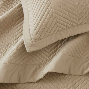 English Elm King Cotton Sateen Quilt Set Smooth Breathable Bedroom Layering Coverlet 3 Piece Linen B035P496599