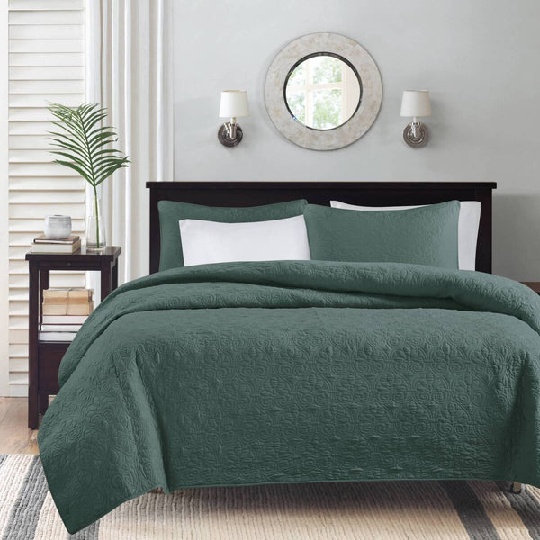 English Elm 3 Reversible Quilt Set Full/Queen with Pre-Washed Cotton Filling, Patterned Quilting, Anti-Microbial Care Green 17.72 L x 15.35 W x 7.87 H B035P266673