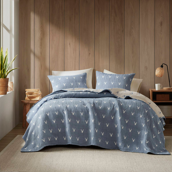 English Elm 3 Luxe Matelassé Coverlet Set Full/Queen with Two Standard Shams – Lightweight Polyester, Textured Elegance Blue 18.7 L x 14.76 W x 5.32 H B035P366538