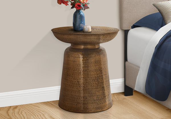 English Elm Accent Table, Hand-Crafted Copper Drum Design – Modern, Compact Nightstand For Stylish Living Spaces B2710P219449