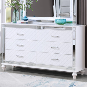 English Elm Livorno Embossed Silver Champagne Chest with Felt-Lined Top Drawer, Dovetail Full-Extension Drawers, Mirror Trim Accents Silver+White 37 L x 65 W x 20 H B078P286325