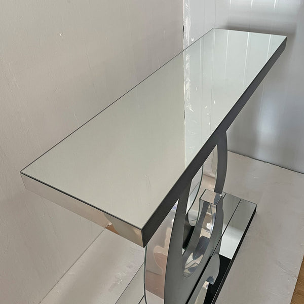 English Elm Modern Mirrored Console Table with Silver Double C Base for Entryway or Sofa W3836P382513