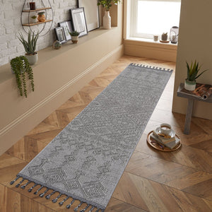 English Elm Loom Indoor/Outdoor Area Rug 2X8 - Durable White Traditional Design For Homes & Patios, Easy Care B335P289620