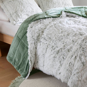 English Elm 3 Pcs King/Cal King Shaggy Faux Fur Comforter Mini Set - Luxurious Green/White Cozy Bedding Ensemble B035P319585