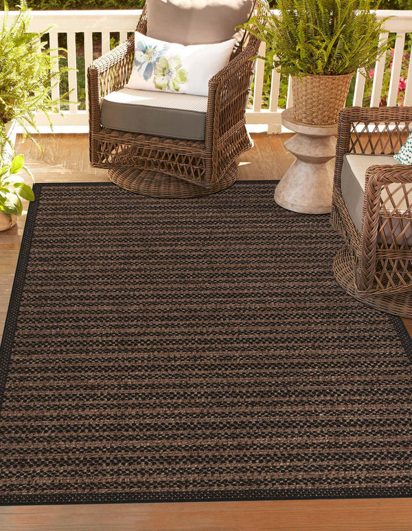 Unique Loom Outdoor Border Checkered Machine Made Border Rug Brown, Brown/Black 6' 0" x 9' 0"