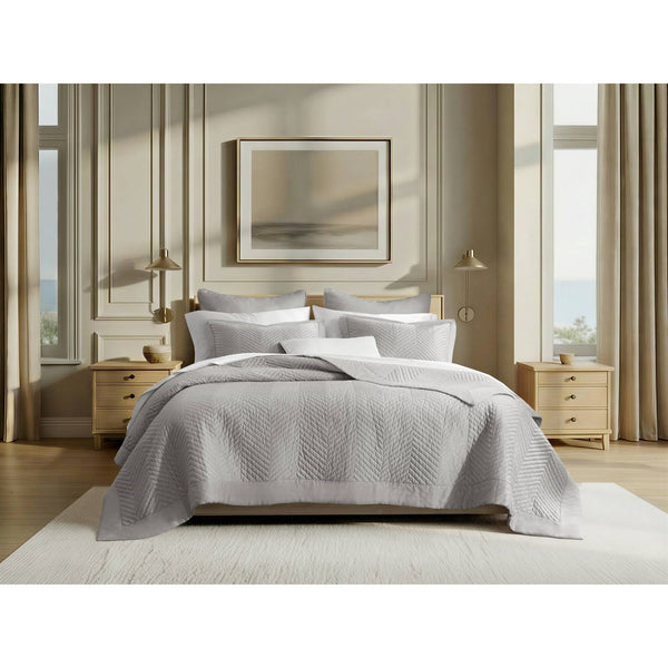 English Elm King Cotton Sateen Quilt Set Smooth Breathable Bedroom Layering Coverlet 3 Piece Light Gray B035P496601
