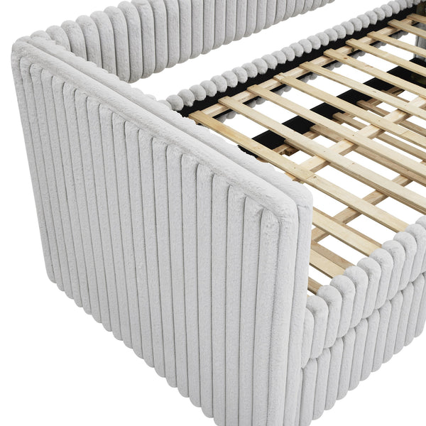 English Elm Beautiful Tufted Daybed with Nailhead Trim and Pull-Out Trundle, Modern Chic Lounge Bed for Guest Rooms Light Gray 38.5 L x 43.5 W x 9.5 H B011S01641