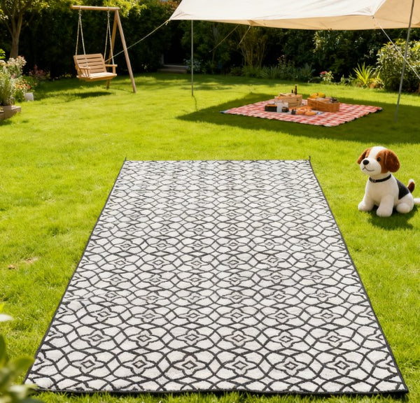 English Elm Geometric Reversible Polypropylene Outdoor Rug Uv Resistant Waterproof Patio Deck Mat T3971P421034