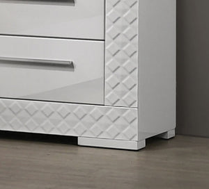 English Elm Modern Whitby Chest Glossy White 4-Drawer Bedroom Dresser with Chrome Handles, Felt-Lined Drawers, Wooden Legs – Stylish Durable Storage B2741P370863