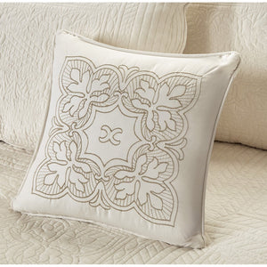 English Elm 6 Piece Reversible Scalloped Edge Daybed Cover Set with Antimicrobial Protection, Quilted Cottage Charm Cream 17.72 L x 15.75 W x 8.27 H B03597509