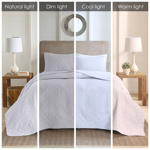 English Elm 3 Reversible Bedspread Set Full/Queen Soft Microfiber Comforter with Plush Polyester Fill, Cozy Layering, Durable Finish White 13.39 L x 15.35 W x 11.81 H B035P148228