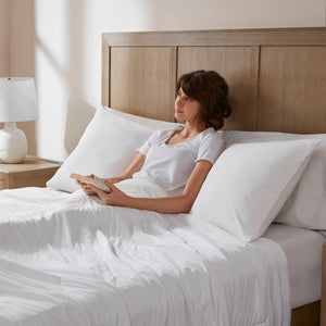 English Elm 1- Piece Full Body Cooling Pillow with Nylon Spandex Cover for Side Sleepers White B035P482973