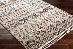 Livabliss Blackburn Global Eclectic Polypropylene Runner Rug for Hallways and Entryways Light Gray, Gra 9'2" x 12' BBN2302-9212