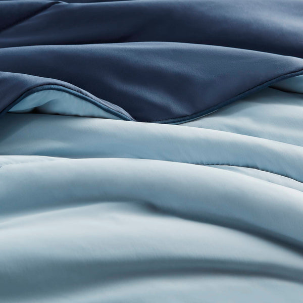 English Elm 1-piece Reversible Tencel Fill Comforter with Sculptural Weave for Full Queen Beds Blue B035P408281