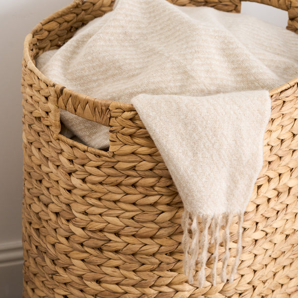 English Elm Judas Oval Water Hyacinth Woven Laundry Hamper Breathable Bohemian Basket B093P429630