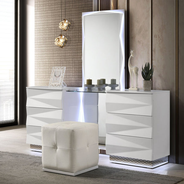English Elm White Bedroom Vanity Set with Led Mirror Multiple Drawers and Contemporary Storage B2741S00883