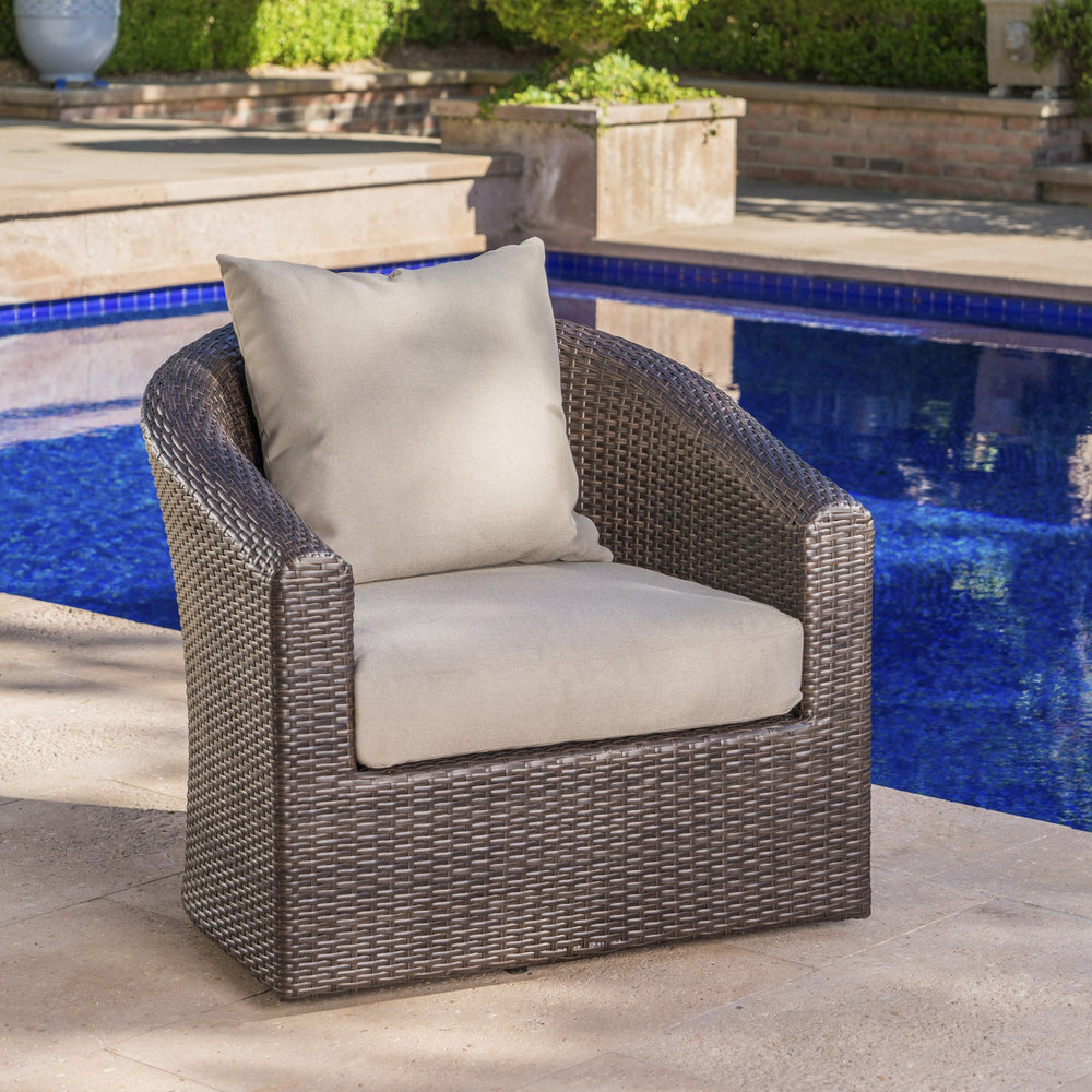 English Elm Outdoor Wicker Swivel Accent Chair with Aluminum Frame for Patio Resort Lounging N757P410822B
