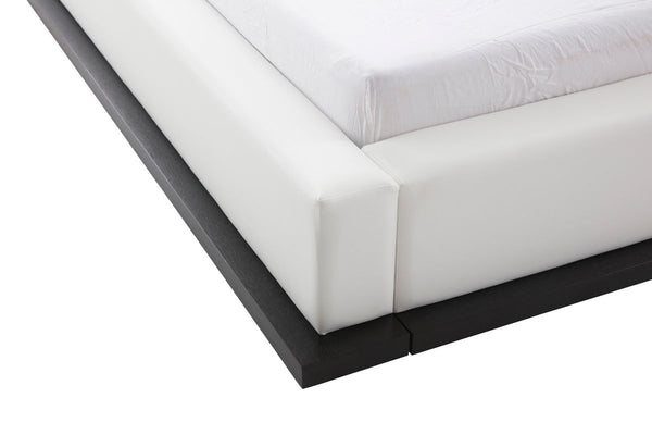 VIG Furniture Queen Modrest Beth Modern Wenge & White Leatherette Bed VGVCBD1106-WNGWHT-Q