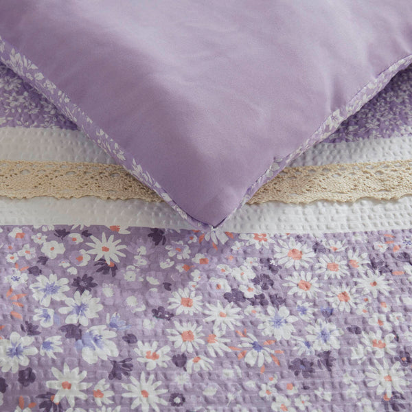 JLA Home Madison Park - 5 Seersucker comforter set with floral lace trims, ruffled pillows, hypoallergenic, cottage charm 90 L x 90 W x 1.5H MP10-8792