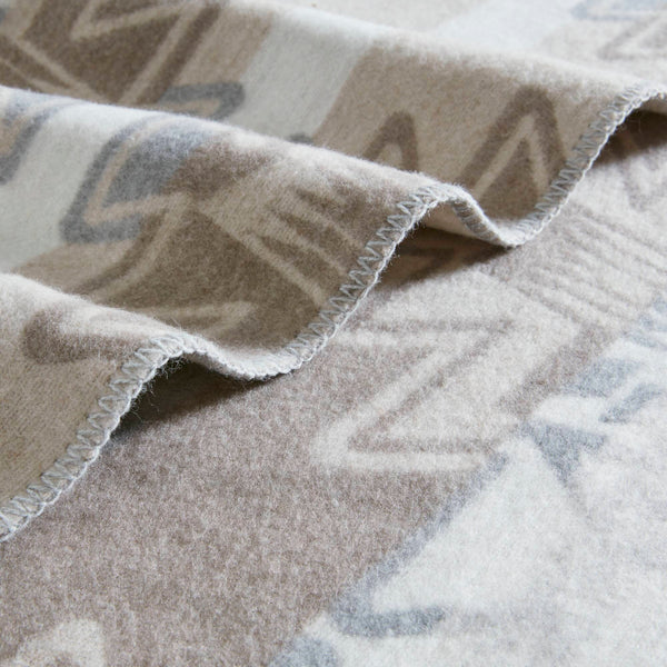 English Elm 1-piece King Jacquard Cotton Blend Blanket Aztec Woven Soft Breathable Bedroom Layer Multi B035P437492