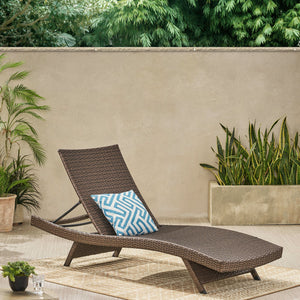 English Elm Christopher Knight Home® - Salem Pe Wicker Chaise Lounge – Elegant Outdoor Seating, Rust-Resistant Frame, Low Maintenance, Mocha Finish 52005.00ALUMCA