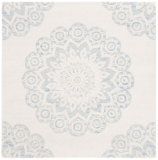 Safavieh Blossom 108 Hand Tufted Country and Floral Rug Ivory / Blue BLM108M-4