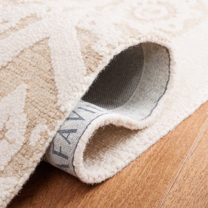 Safavieh Blossom 108 Hand Tufted Country and Floral Rug Ivory / Light Brown BLM108T-4