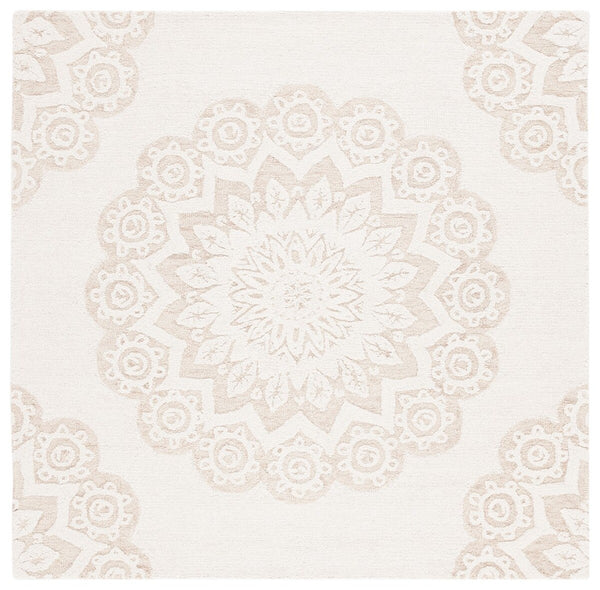 Safavieh Blossom 108 Hand Tufted Country and Floral Rug Ivory / Light Brown BLM108T-4