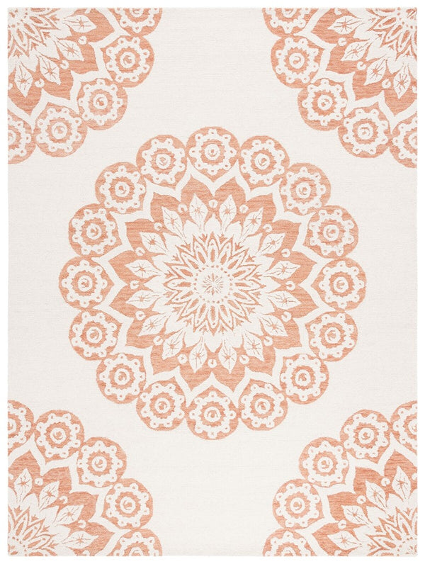 Safavieh Blossom 108 Hand Tufted Country and Floral Rug Ivory / Pink BLM108U-4