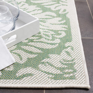 Safavieh Bermuda 821 Power Loomed Indoor / Outdoor Rug Ivory / Green 8' x 10'