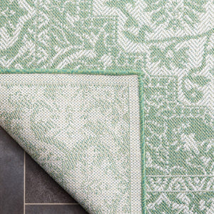 Safavieh Bermuda 885 Power Loomed Indoor / Outdoor Rug Green / Ivory 8' x 10'