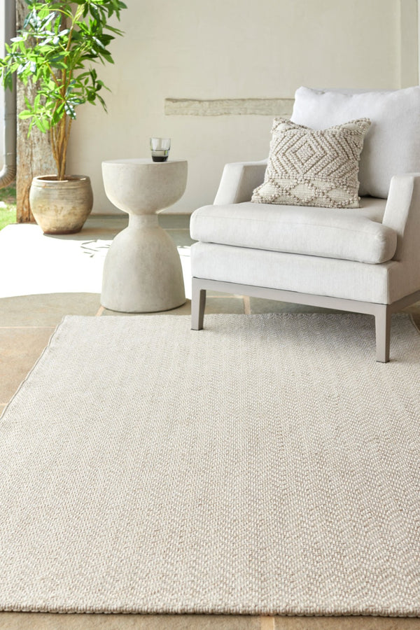 Livabliss Birdie Nature Inspired Flatweave Polypropylene Rug for Entryway Kitchen or Porch Ivory, Denim 5'1" x 7' BORD2303-517