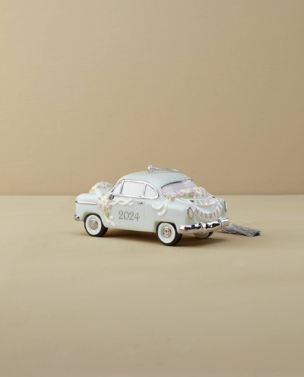 Lenox 2024 Just Married Vintage Car Ornament Multi, IVORY PORCELAIN 895764