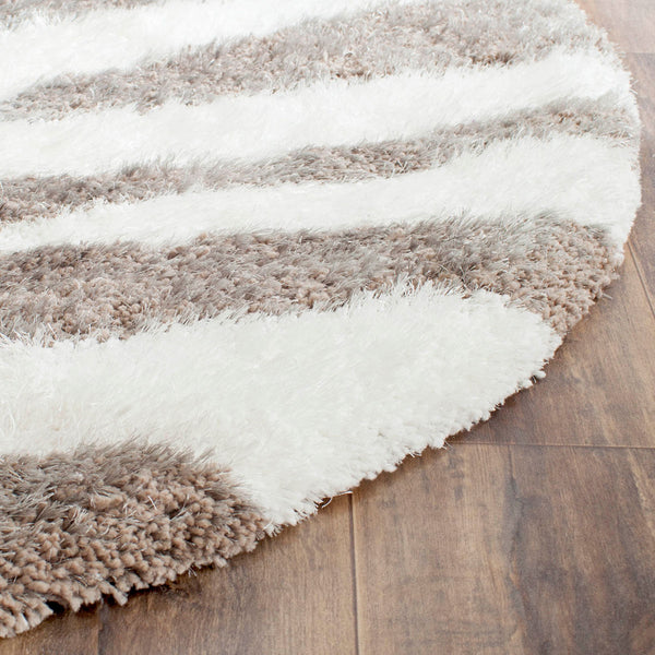 Safavieh Barcelona Shag 321 Hand Tufted  Rug Ivory / Silver BSG321A-24