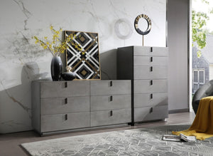VIG Furniture Buckley Contemporary Grey Crackle Chest With Gunmetal Base, Soft-Close Drawers & Sleek Metal Handles VGVCJ2003-CHEST