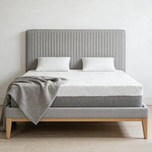 English Elm 14-inch King Foam Mattress with Cooling Gel and Seven Zone Ergonomic Support W5081P423739