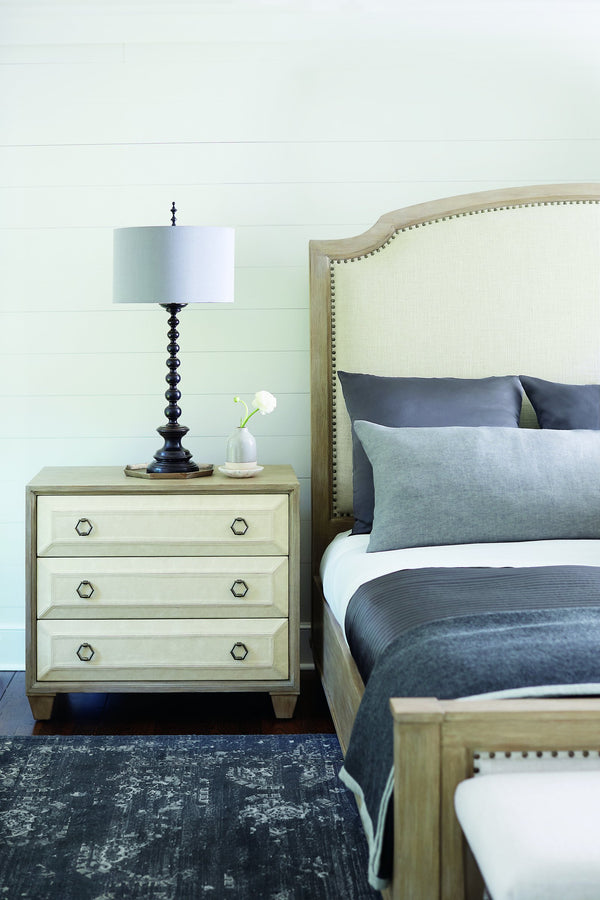 Bernhardt Bernhardt Santa Barbara Queen Panel Bed — Sandstone Wire‑Brushed Oak Veneer, Upholstered Panels & Nailheadtrim K1117