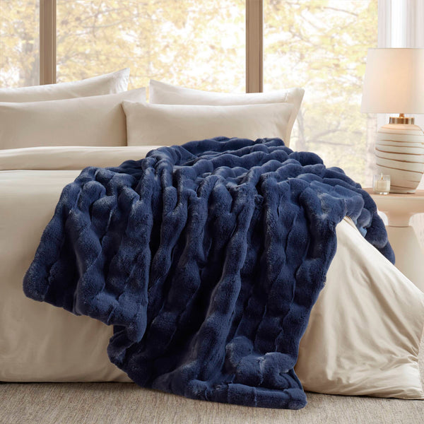 JLA Home Madison Park - Faux Faux Fur Throw Madison Park — Luxe basket-weave plush, Oeko‑Tex certified, machine washable comfort Navy MP50-8799