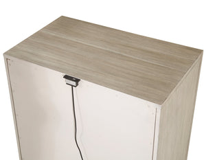 English Elm Light Gray 3-Drawer Nightstand with Charging Port, Modern Ash Veneer Bedside Table, Pewter Hardware, 28"x17.5"x29" B011P363262