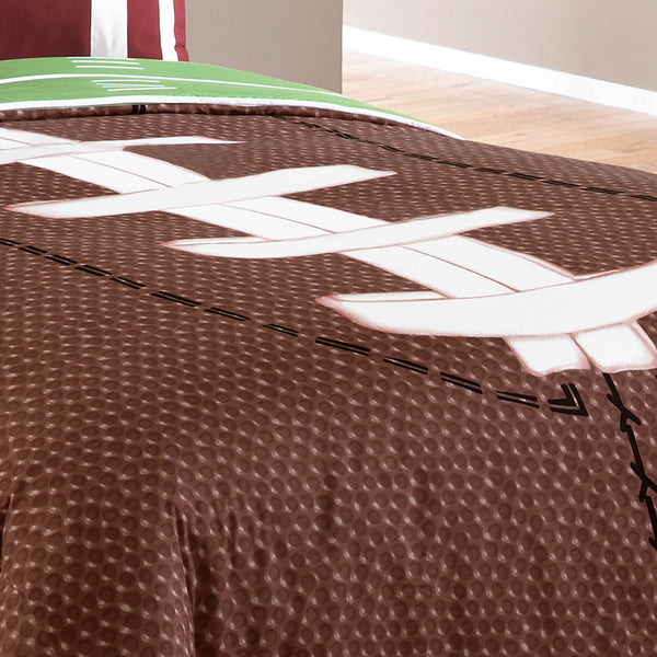 English Elm Field Goal 6Pc Full Comforter Set Brown — Reversible Polyester Bedding with 2 Shams & 3 Football Pillows B340P342008