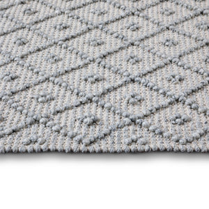 English Elm Millow 6 x 9 Area Rug Silver Wool Blend Handwoven Geometric Pattern, 0.5" Thick, Knotted Fringe Overstock B136P188395